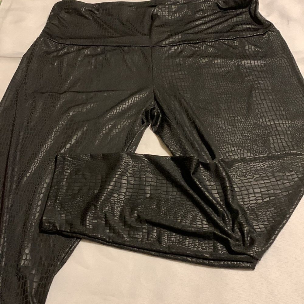 SHEIN size 4XL curve reptile print very soft and silky feeling